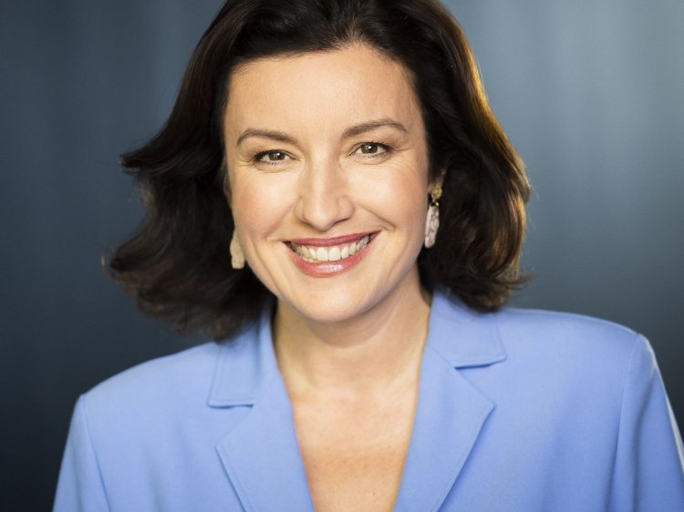 Das Foto zeigt Dorothee Bär.