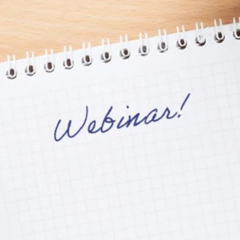 Blatt mit handschriftlichem Text "Webinar"
